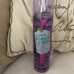 Apple Blossom & Lavender ☂️